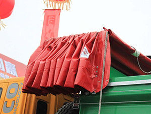 Tấm vải bạt phủ PVC chống nắng Lều xe tải Tấm cửa tự động